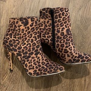 Express leopard booties